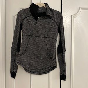 Lululemon half zip pullover